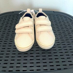 New with tags, toddler old navy Velcro slip ons